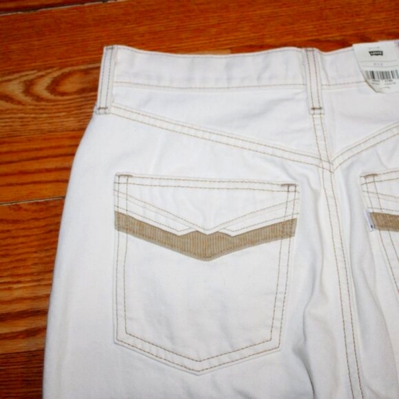 New Levi's Ultra High Rise Flare Jeans | Women's 30 (Retro Boho) - Picture 4 of 13